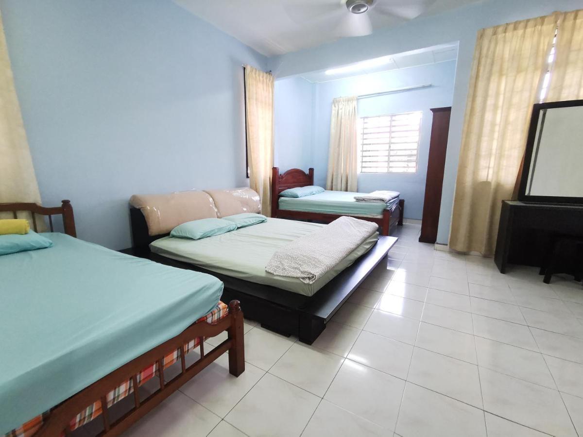 Jen Pd Homestay - Unique, Antique House No Wifi Port Dickson Buitenkant foto
